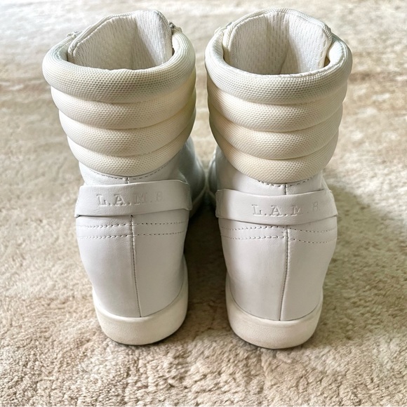 L.A.M.B Georgi White Leather Hidden Wedge Zip Up High Top Sneaker Size 8 1/2 - Picture 5 of 15